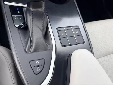 Foto van Lexus UX