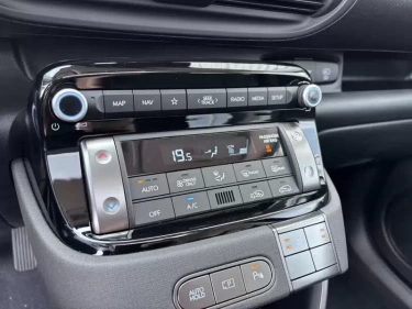 Foto van Hyundai INSTER