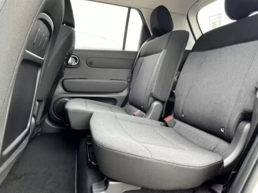 Foto van Hyundai INSTER