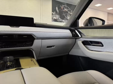 Foto van Mazda CX-80