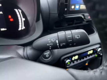 Foto van Mazda 2 Hybrid