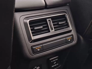 Foto van Mazda CX-60