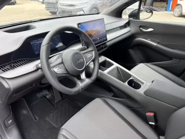 Foto van BYD DOLPHIN G DM-i