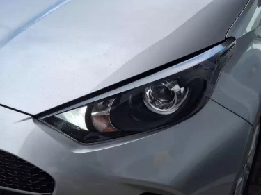 Foto van Mazda 2 Hybrid