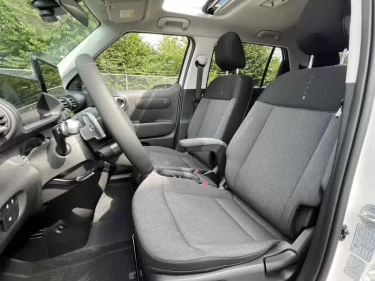 Foto van Hyundai INSTER
