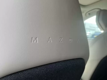 Foto van Mazda CX-6e
