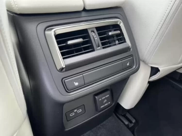 Foto van Mazda CX-60