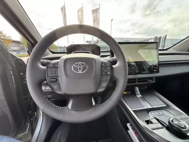 Foto van Toyota C-HR+