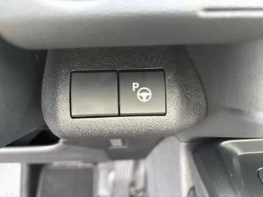 Foto van Toyota C-HR+