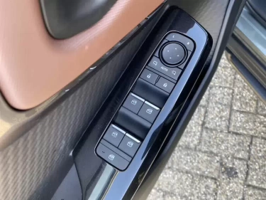 Foto van Suzuki e VITARA