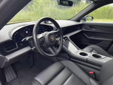 Foto van Porsche Taycan