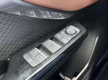 Foto van Suzuki e VITARA