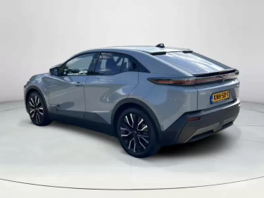 Foto van Toyota C-HR+