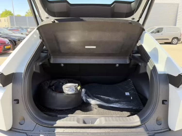 Foto van Toyota C-HR+