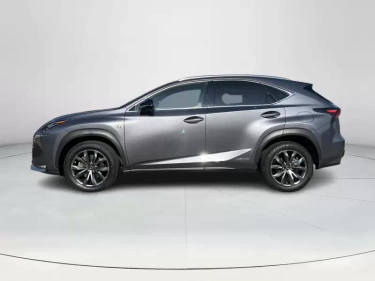 Foto van Lexus NX