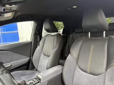Foto van Lexus LBX