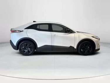 Foto van Toyota C-HR+