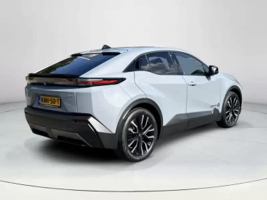 Foto van Toyota C-HR+