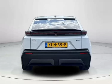 Foto van Toyota C-HR+