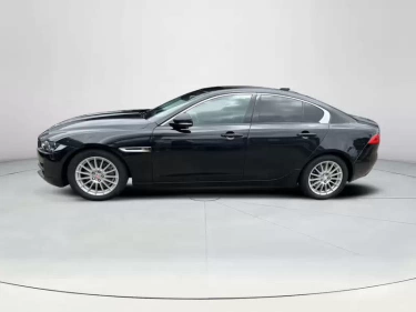 Foto van Jaguar XE