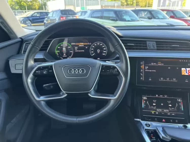 Foto van Audi e-tron