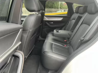 Foto van Mazda CX-60