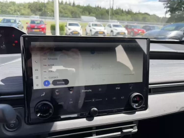 Foto van Toyota C-HR+