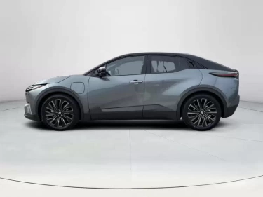 Foto van Toyota C-HR+