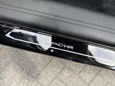 Foto van Toyota C-HR+