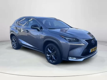 Foto van Lexus NX