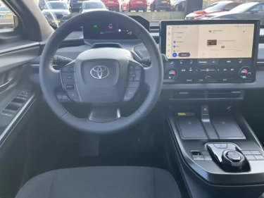 Foto van Toyota C-HR+