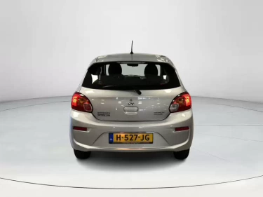 Foto van Mitsubishi Space Star