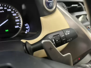 Foto van Lexus NX