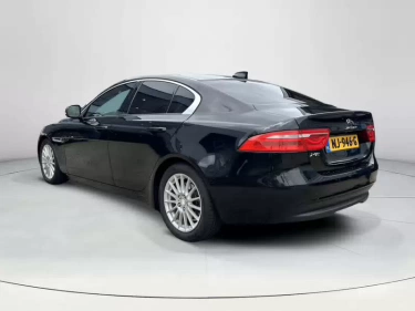 Foto van Jaguar XE