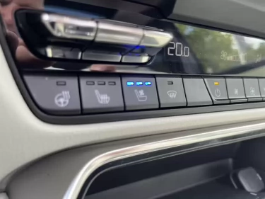 Foto van Mazda CX-60