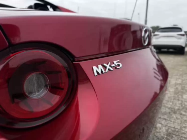 Foto van Mazda MX-5