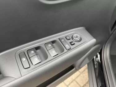 Foto van Hyundai INSTER