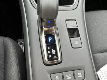 Foto van Lexus LBX