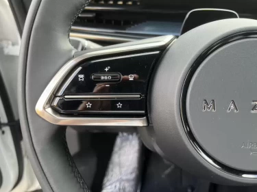 Foto van Mazda CX-6e
