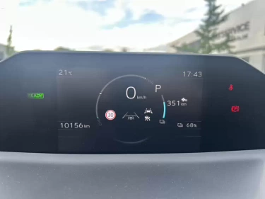 Foto van Toyota C-HR+