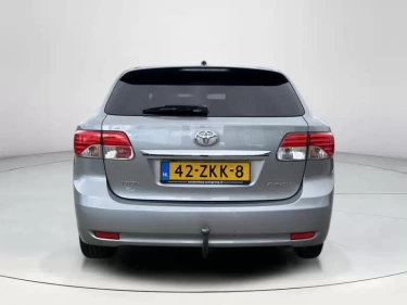 Foto van Toyota Avensis Wagon