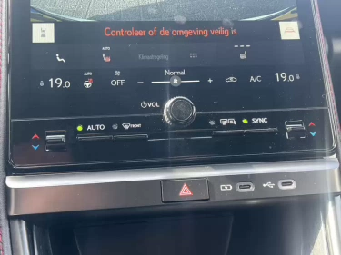 Foto van Lexus LBX