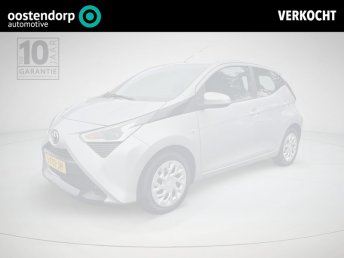 Toyota Aygo 1.0 VVT-i x-play | 5 deurs | Carplay | Parkeercamera | Airconditioning | occasion 2020