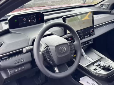 Foto van Toyota C-HR+