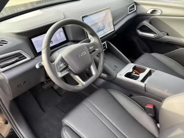 Foto van BYD ATTO 2 DM-i