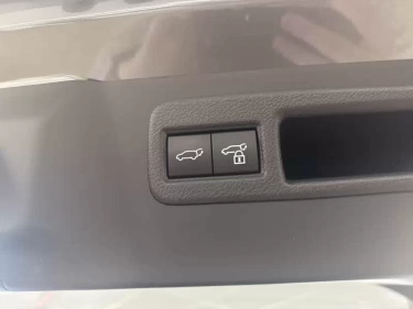 Foto van Toyota C-HR+