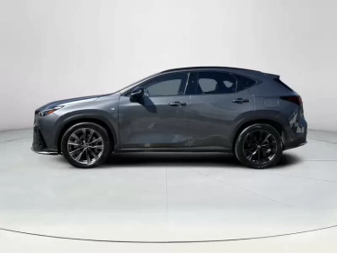 Foto van Lexus NX