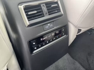 Foto van Mazda CX-80