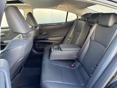 Foto van Lexus ES