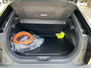 Foto van Toyota C-HR+